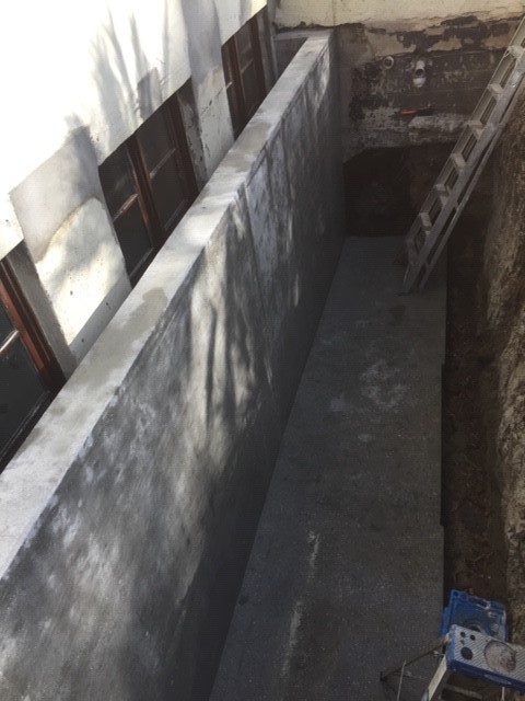 Light well foundation waterproofing application