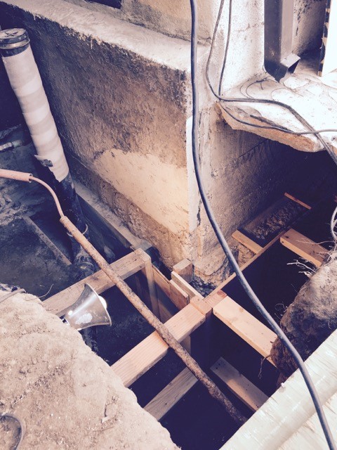 Foundation underpinning concrete forms
